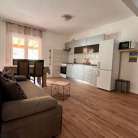 Apartments Jaska Supetarska Draga Eksteriør billede