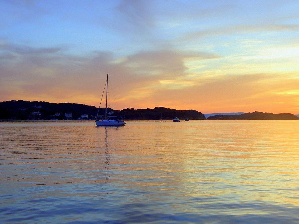 Apartments Jaska Supetarska Draga Eksteriør billede